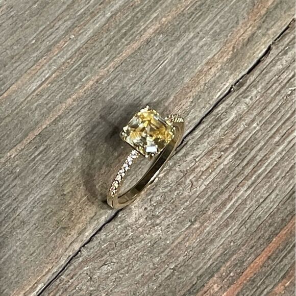 18k Gold Studded Band w Pale Yellow CZ Stone Ring - Picture 9 of 14